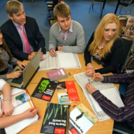 Bank of England backs scheme to put more economics teachers into state schools