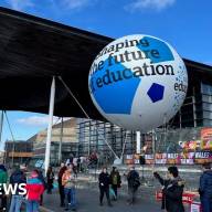 Teachers in Wales accept new pay offer ending dispute