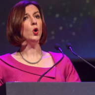 6,500 teacher goal ‘consistent’ with original pledge, Phillipson says