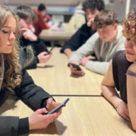 Parents and staff back phone restrictions in Edinburgh schools