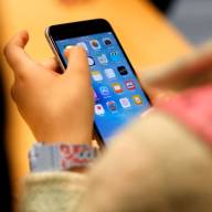 Pressure mounts on Labour over smartphones after survey raises concerns on usage by children