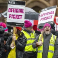 Northern Ireland: Lecturer pay offer 'falls short', says union