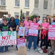 Striking University of Nottingham staff demand cuts U-turn